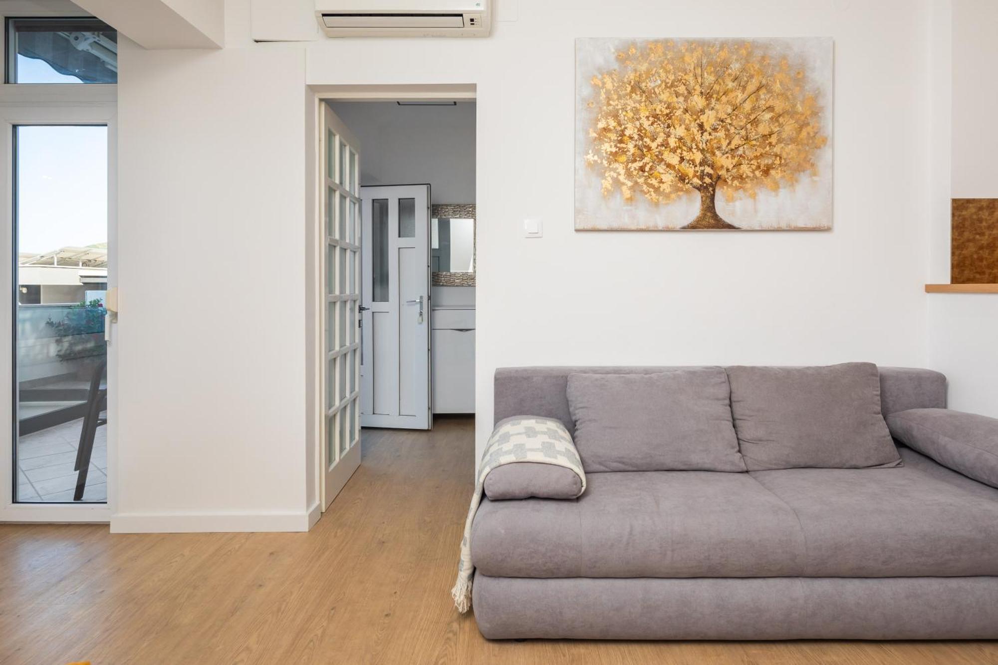 East Side Apartment Омиш Экстерьер фото