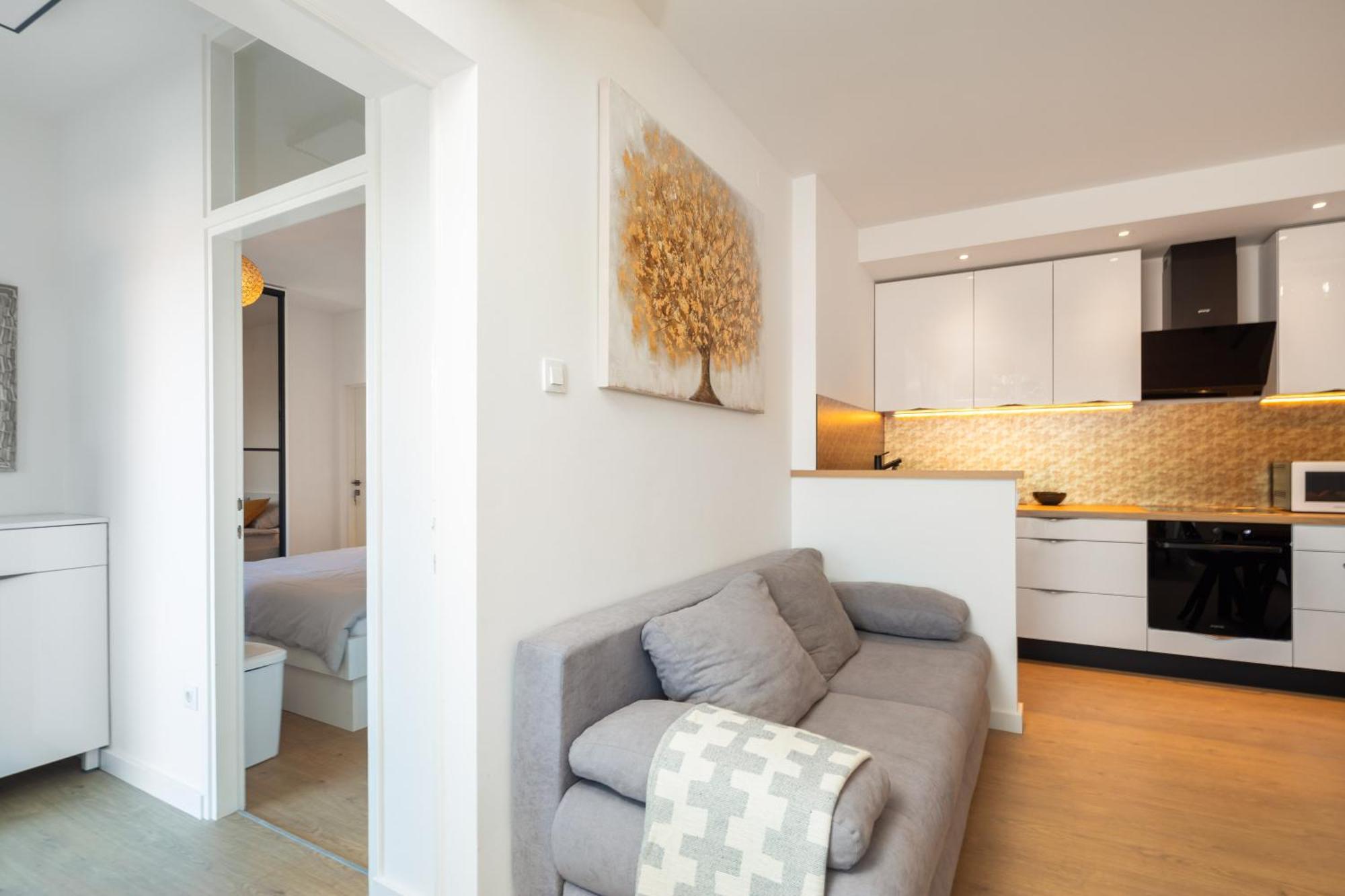 East Side Apartment Омиш Экстерьер фото